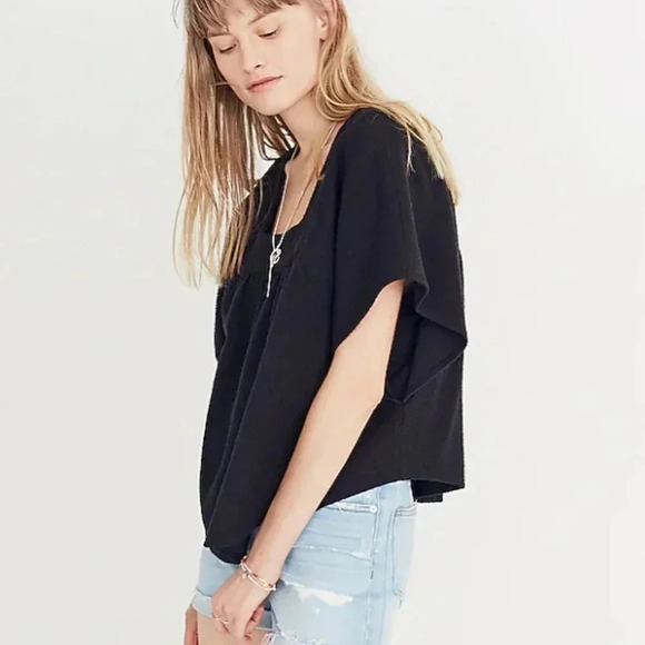 Madewell Tops - Black Madewell Texture & Thread Butterfly Top Size S EUC